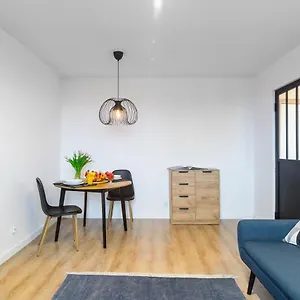  Apartament Shortstaypoland Grochowska