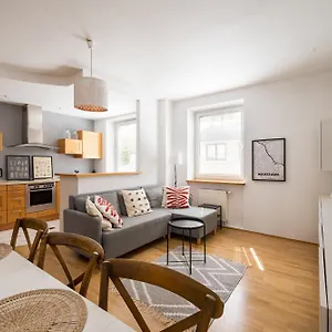  Apartament Praga Poludnie Spacious